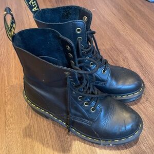 Doc Martens Boots